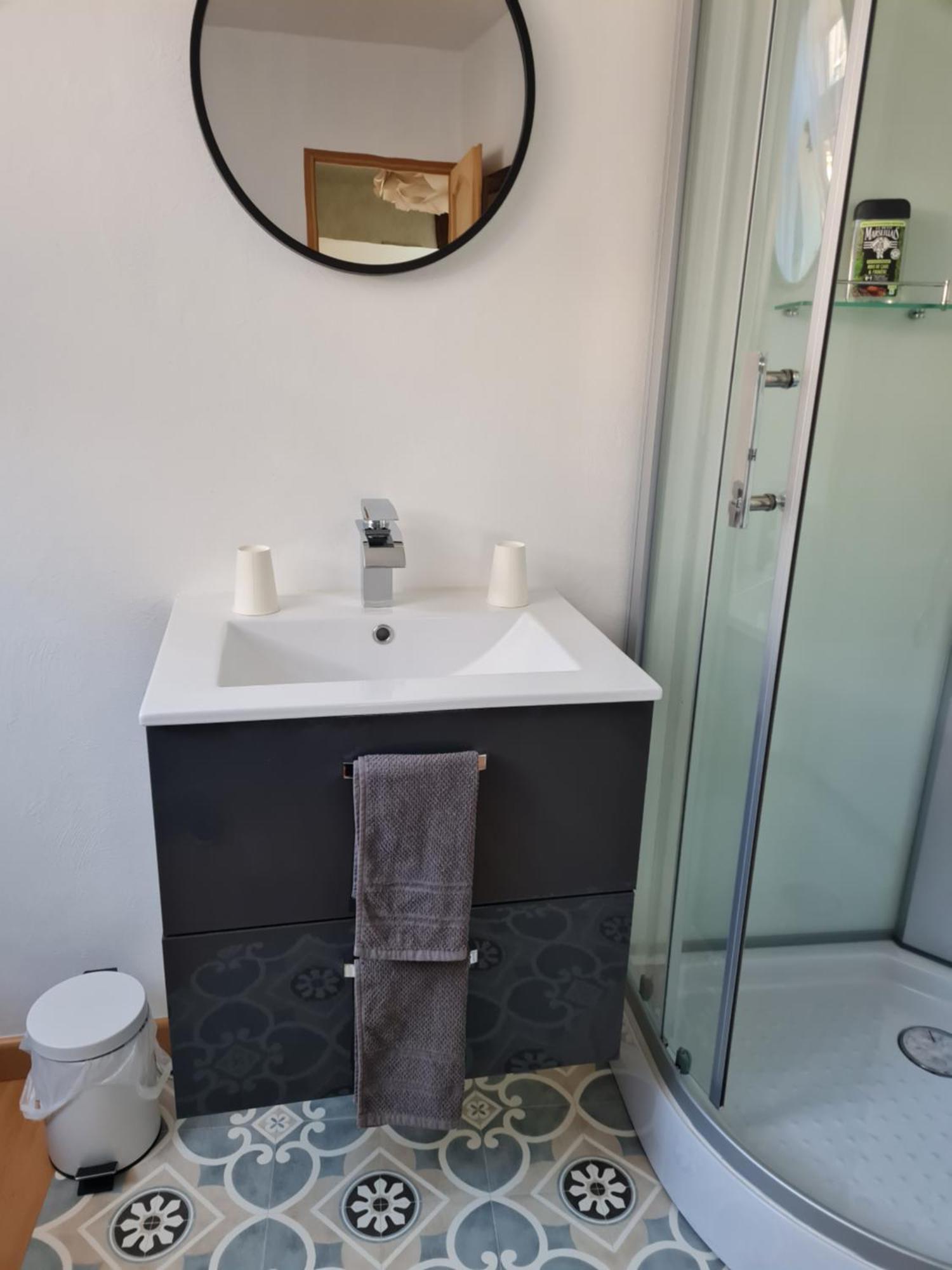 Chez Malia Bed & Breakfast Saint-Nicolas-des-Motets Екстериор снимка