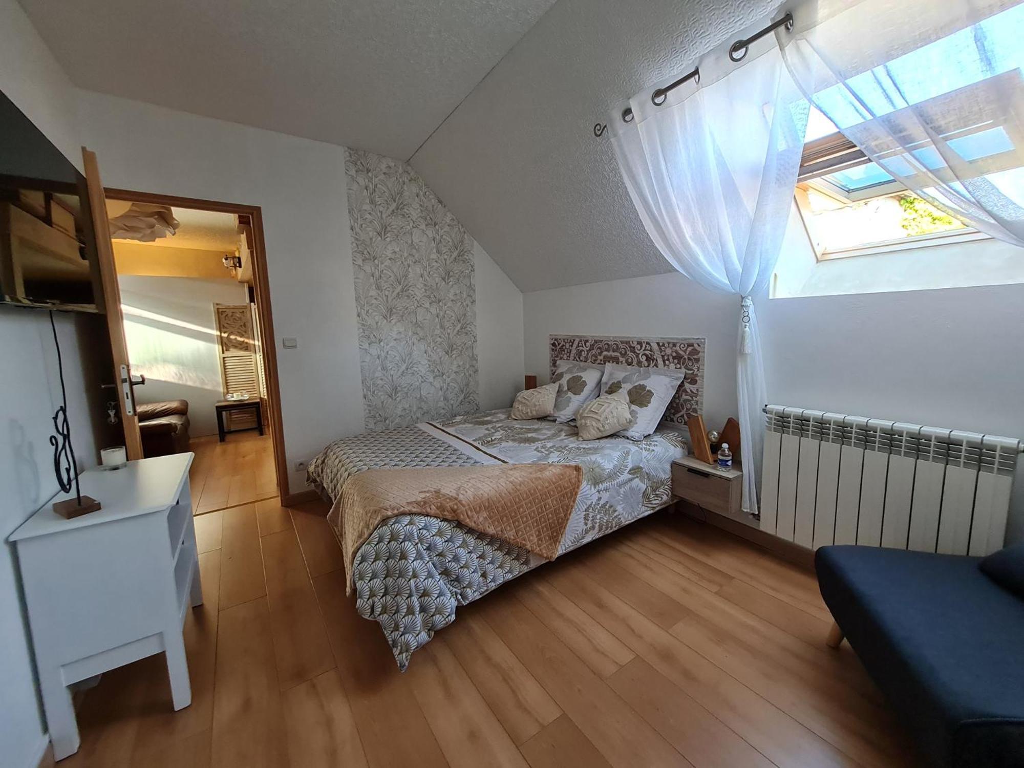 Chez Malia Bed & Breakfast Saint-Nicolas-des-Motets Екстериор снимка
